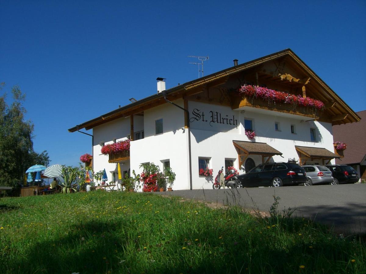 Gasthof St. Ulrich Meltina Exterior foto